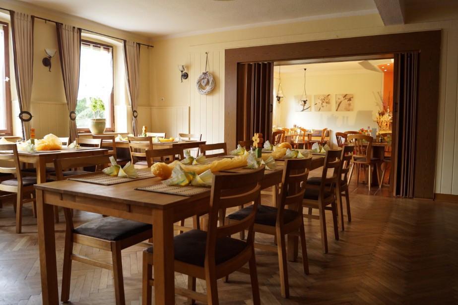 Berggasthof Beckenbergbaude Hotel Eibau Esterno foto